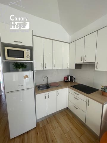 1 soveværelse Lejlighed til salg i Los Cristianos, Arona med swimmingpool - € 285.000 (Ref: 9527799)