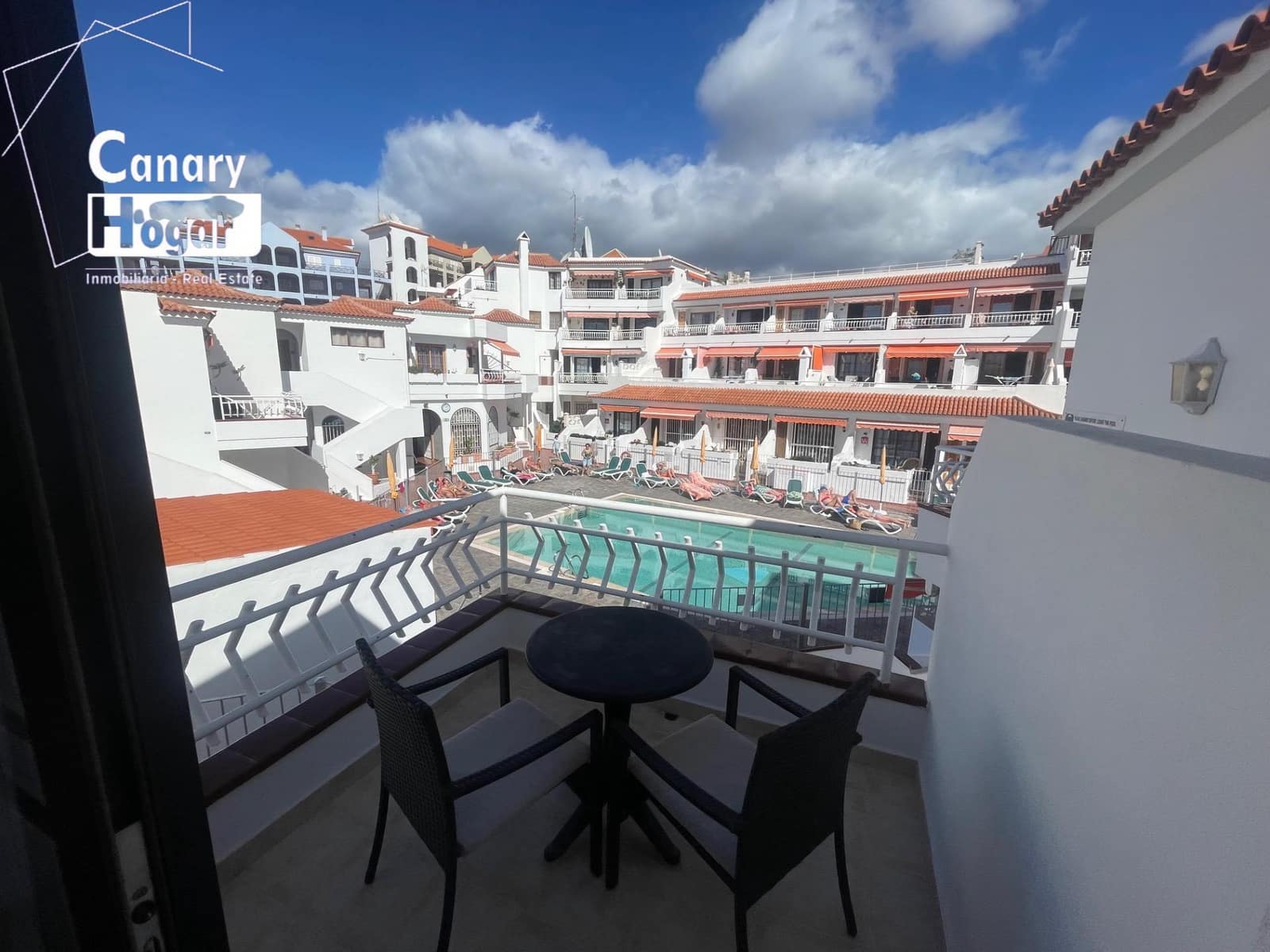 1 bedroom Apartment for sale in Los Cristianos with pool - € 255,000 (Ref: 9527799)