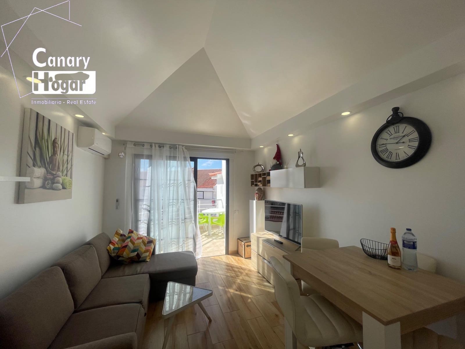 1 bedroom Apartment for sale in Los Cristianos with pool - € 255,000 (Ref: 9527799)