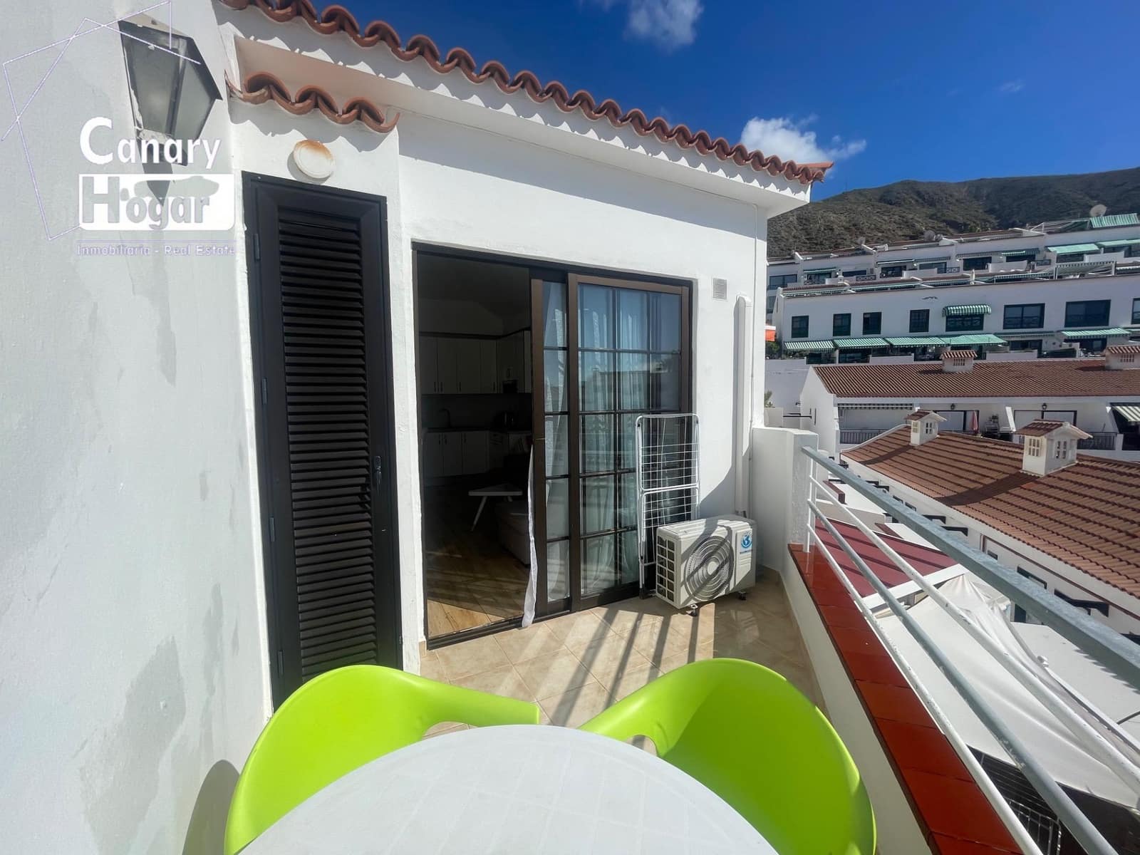 1 bedroom Apartment for sale in Los Cristianos with pool - € 255,000 (Ref: 9527799)