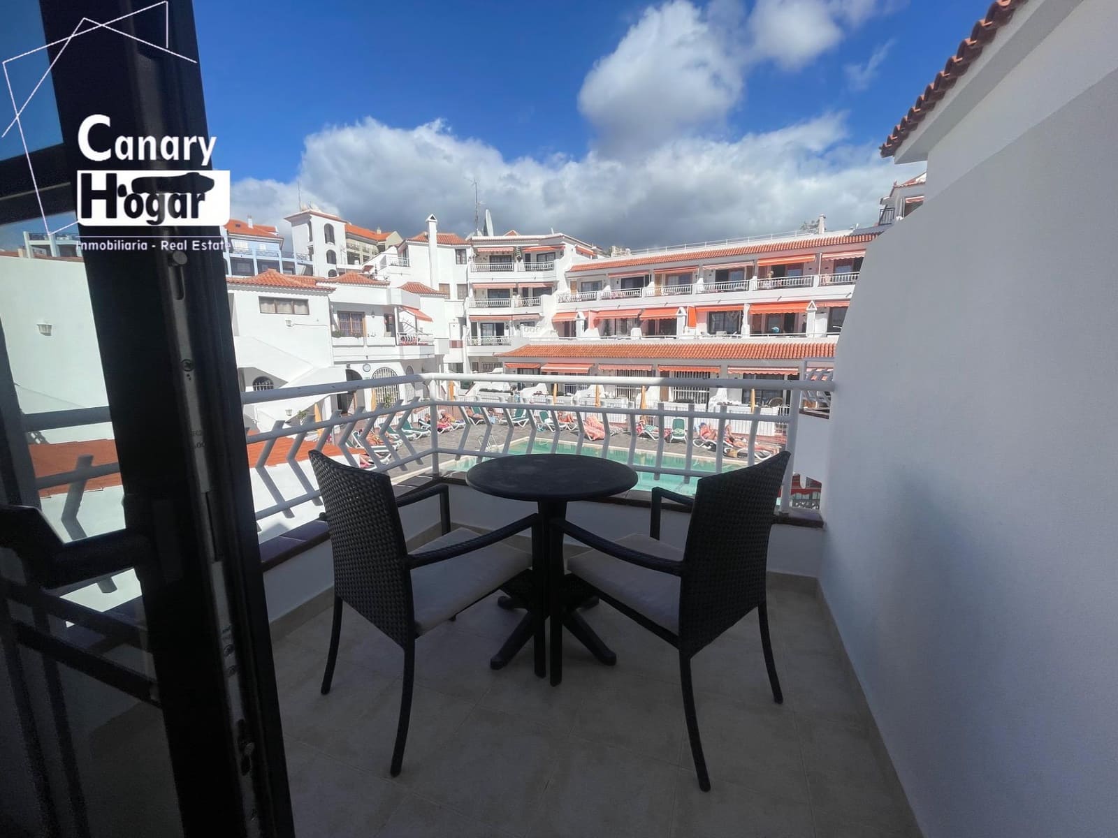 1 bedroom Apartment for sale in Los Cristianos with pool - € 255,000 (Ref: 9527799)