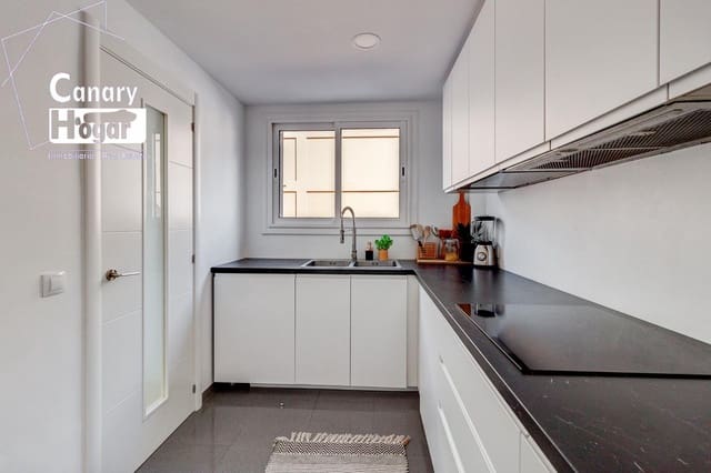 2 soveværelse Villa til salg i Puerto Santiago, Santiago del Teide med swimmingpool garage - € 550.000 (Ref: 9536048)