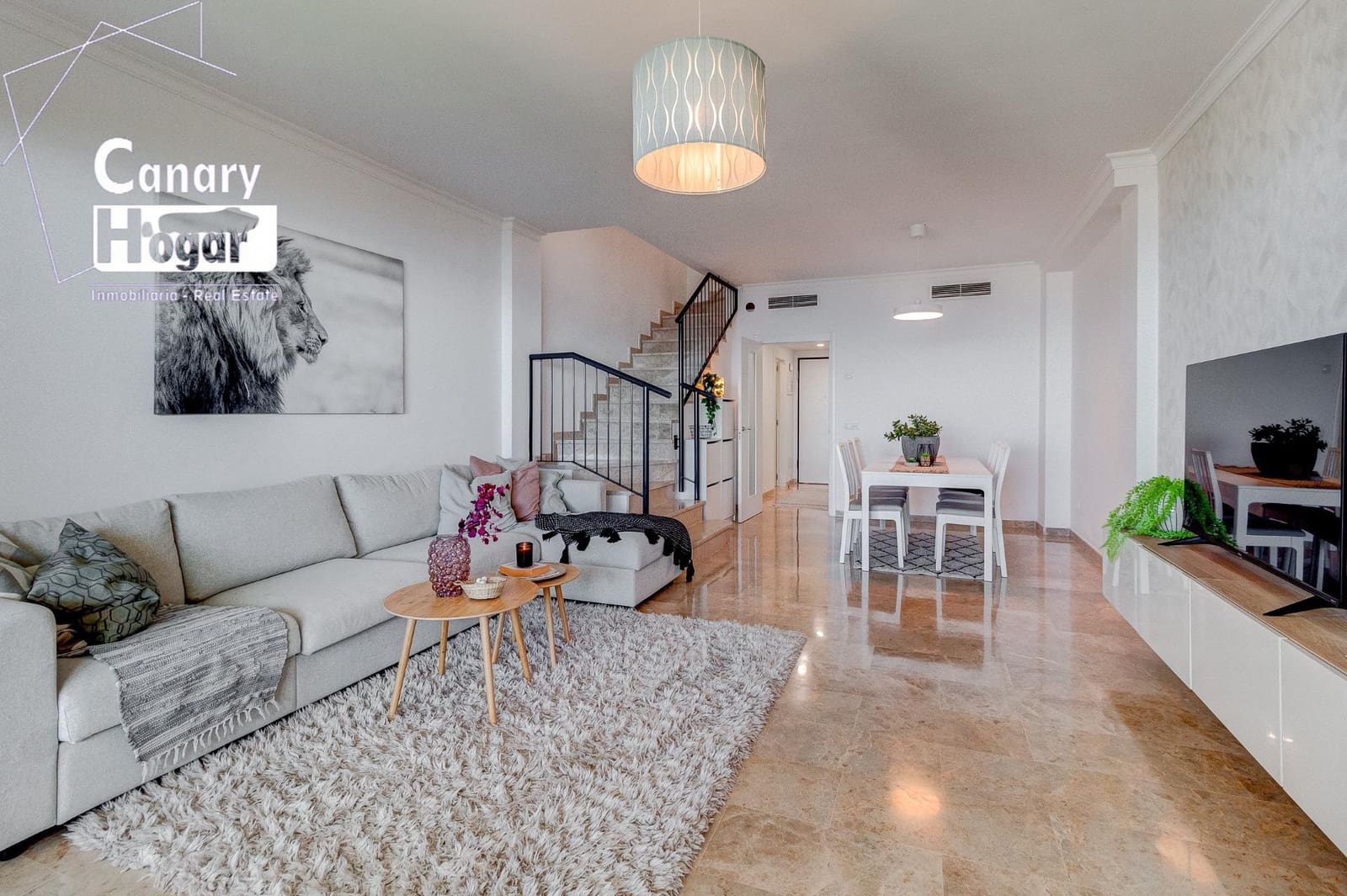 2 soveværelse Villa til salg i Puerto Santiago med swimmingpool garage - € 550.000 (Ref: 9536048)