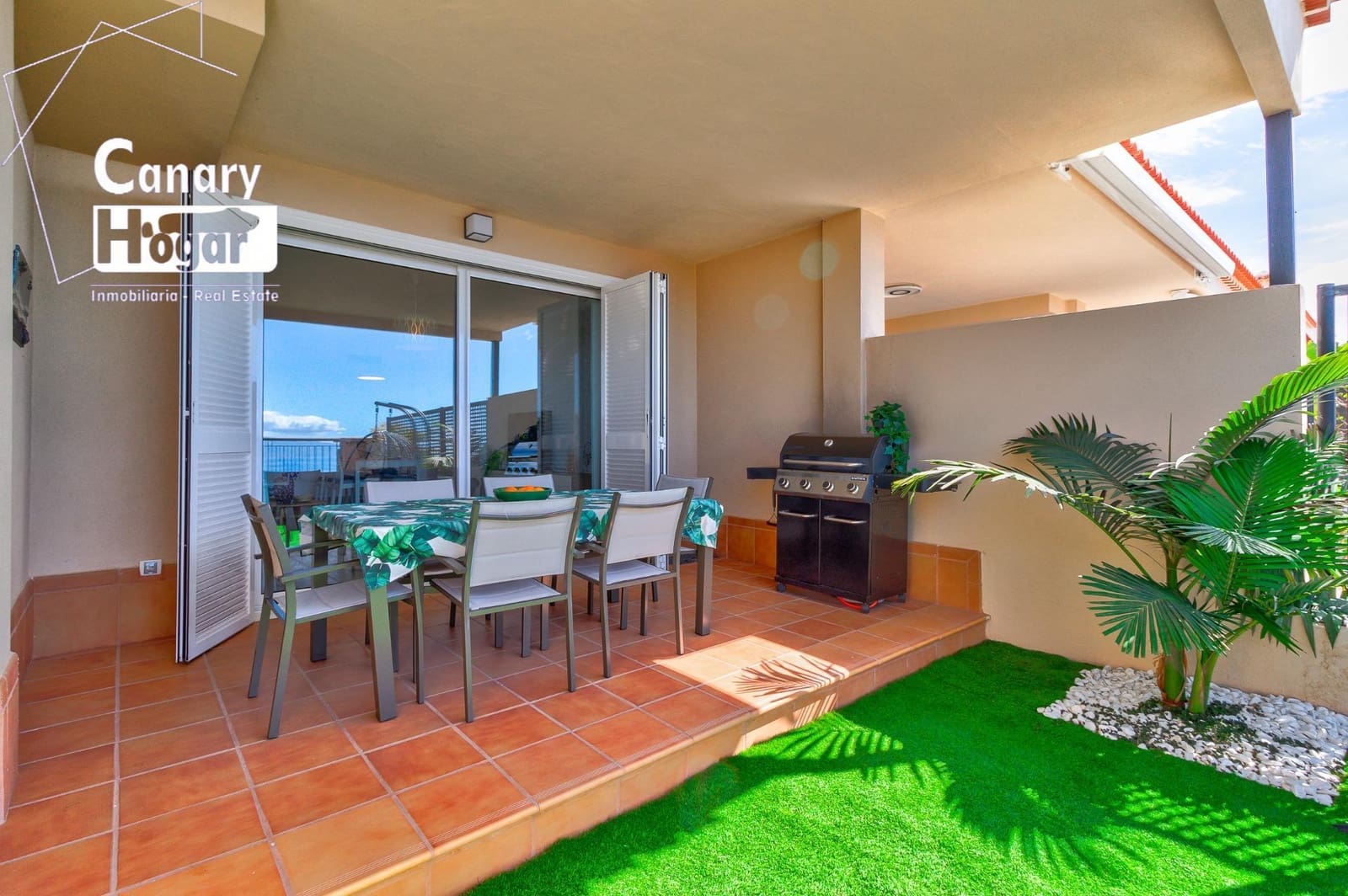 2 soveværelse Villa til salg i Puerto Santiago med swimmingpool garage - € 550.000 (Ref: 9536048)