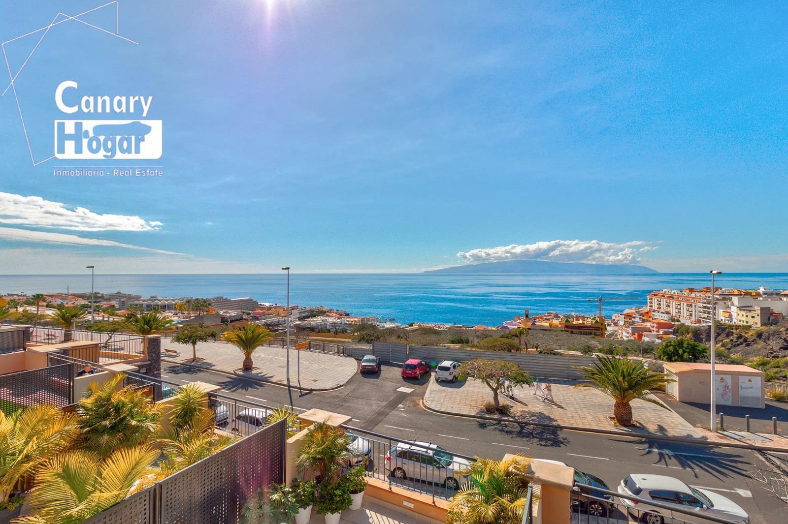 2 soveværelse Villa til salg i Puerto Santiago med swimmingpool garage - € 550.000 (Ref: 9536048)