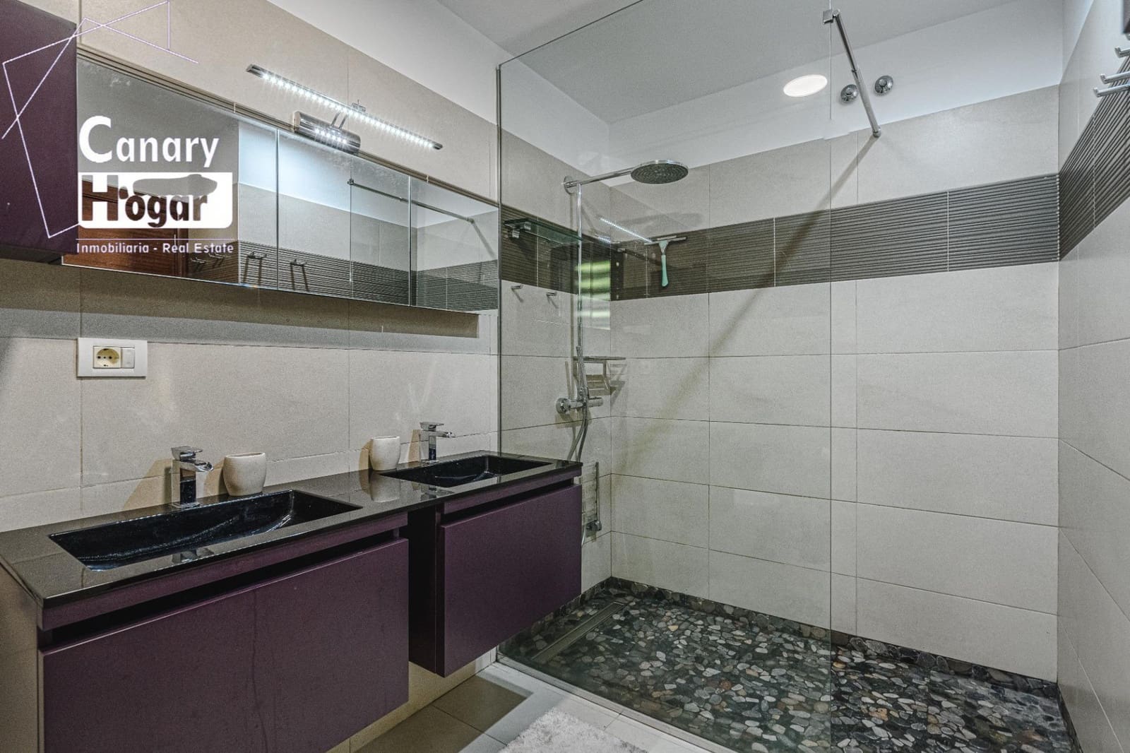 4 soveværelse Villa til salg i Costa Adeje med swimmingpool garage - € 1.795.000 (Ref: 9543765)