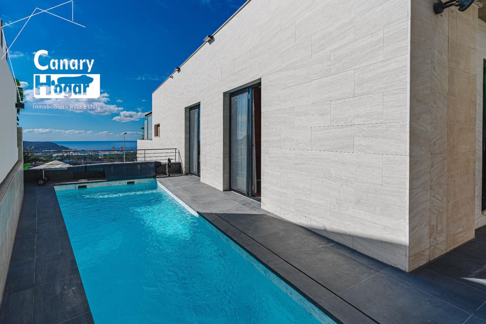 4 soveværelse Villa til salg i Costa Adeje med swimmingpool garage - € 1.795.000 (Ref: 9543765)