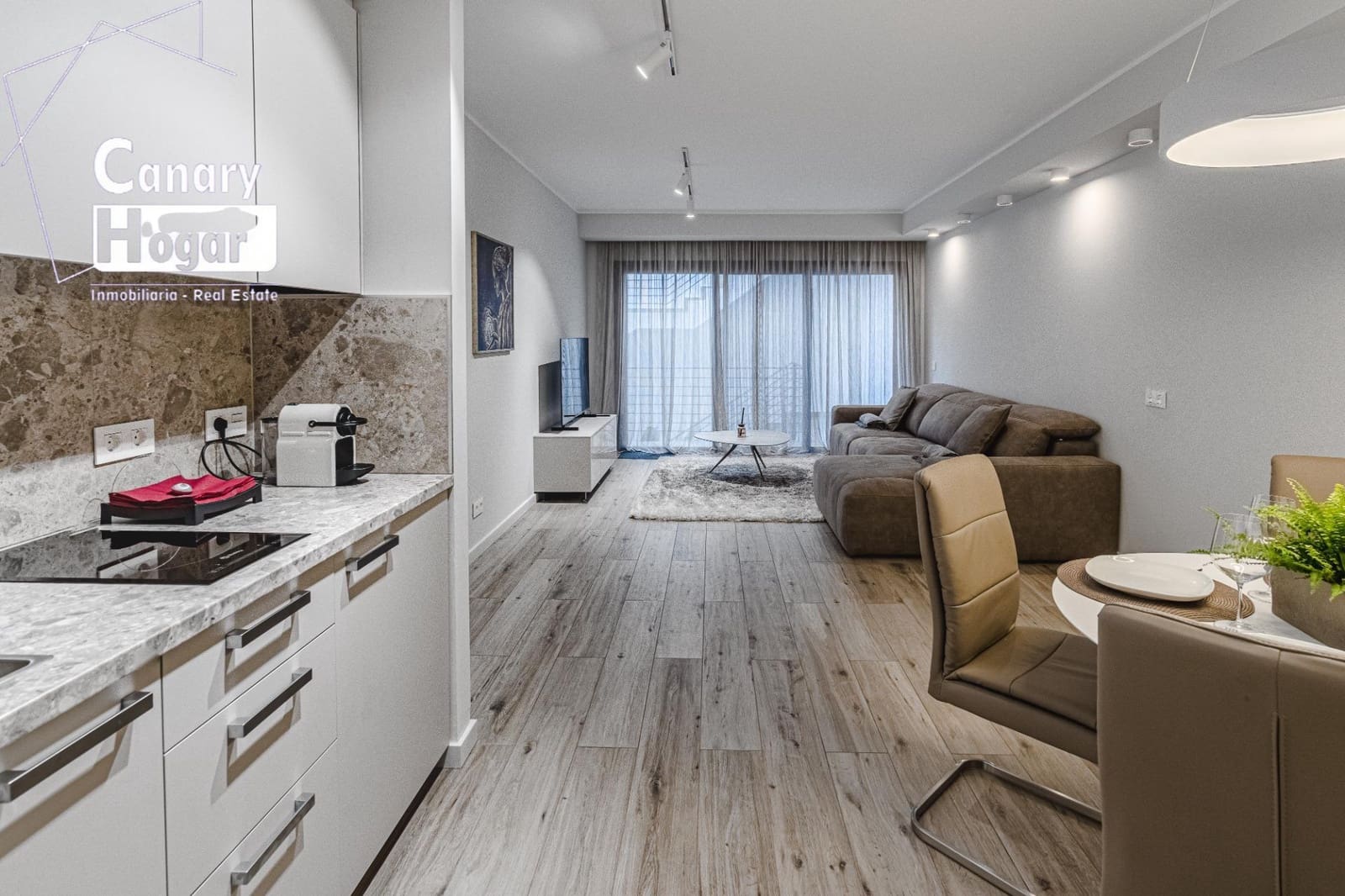 4 soveværelse Villa til salg i Costa Adeje med swimmingpool garage - € 1.795.000 (Ref: 9543765)