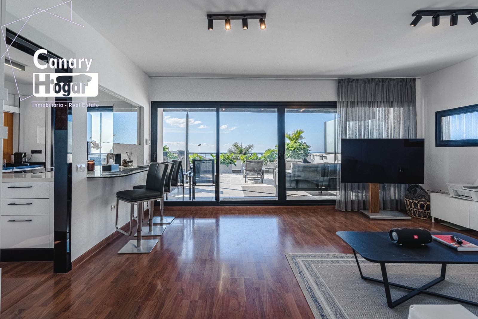 4 bedroom Villa for sale in Costa Adeje with pool garage - € 1,795,000 (Ref: 9543765)