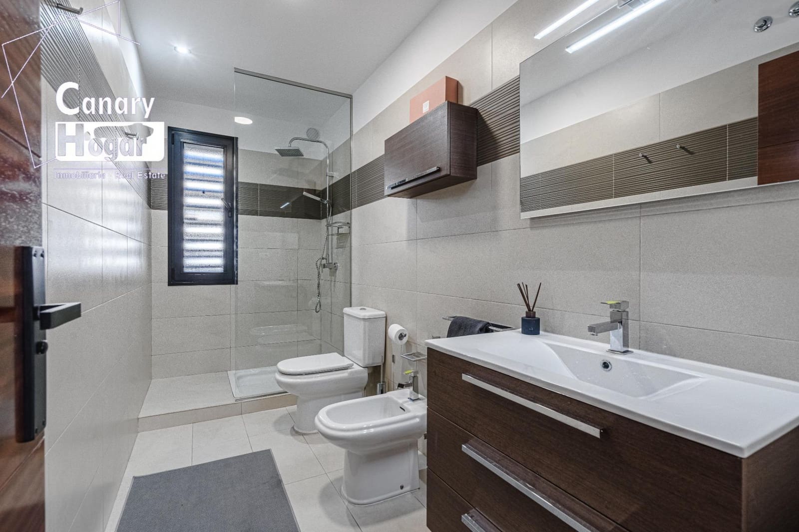 4 bedroom Villa for sale in Costa Adeje with pool garage - € 1,795,000 (Ref: 9543765)