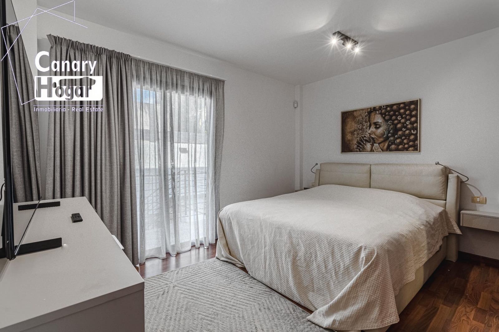 4 bedroom Villa for sale in Costa Adeje with pool garage - € 1,795,000 (Ref: 9543765)