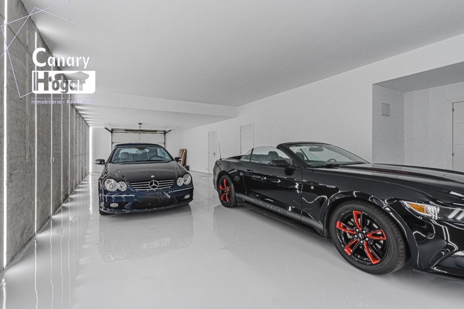 4 bedroom Villa for sale in Costa Adeje with pool garage - € 1,795,000 (Ref: 9543765)