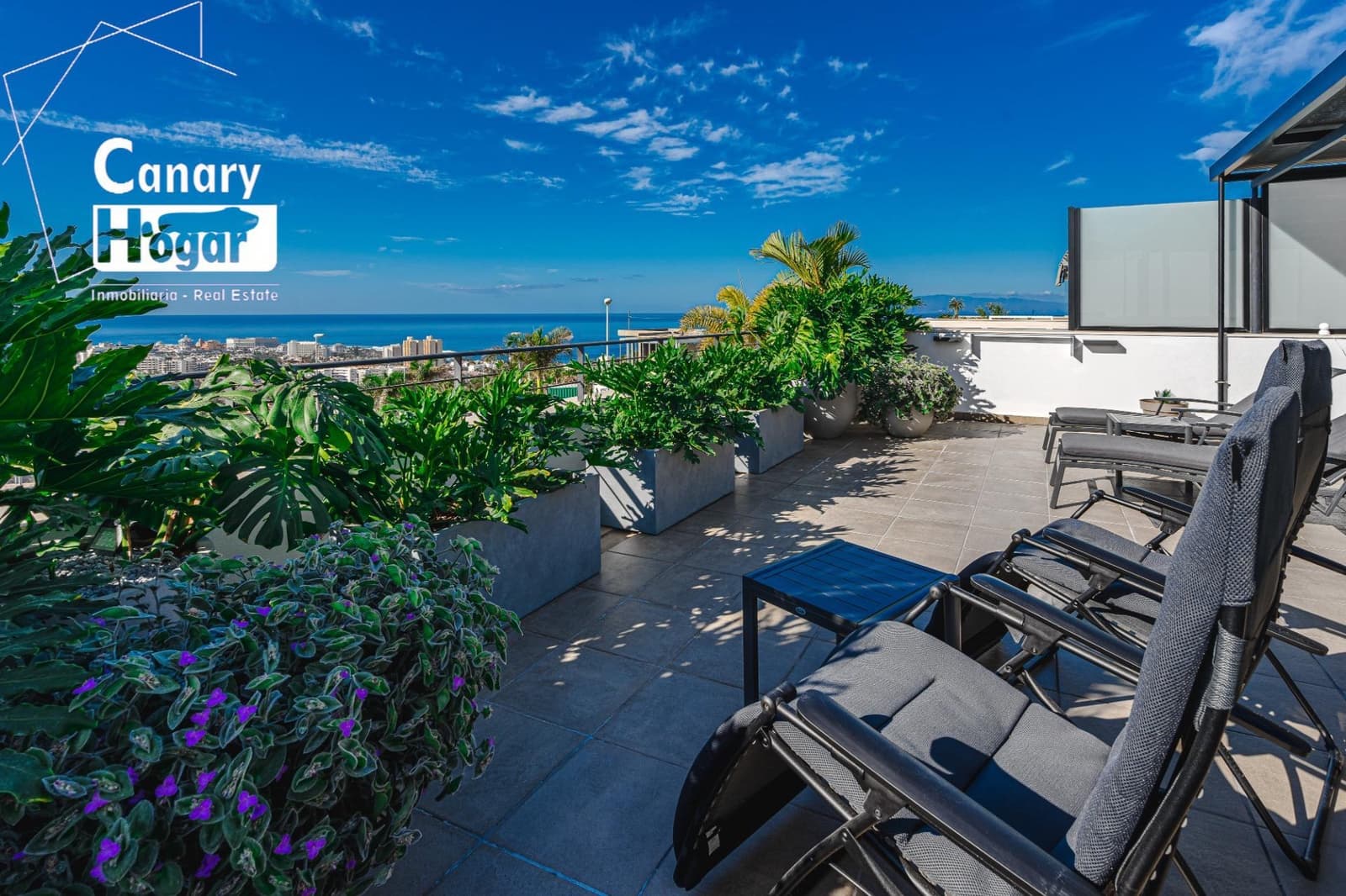 4 bedroom Villa for sale in Costa Adeje with pool garage - € 1,795,000 (Ref: 9543765)