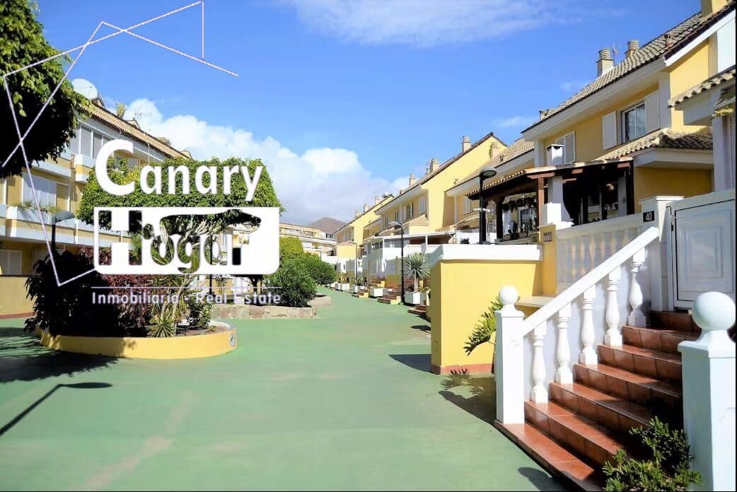 3 sypialnia Willa na sprzedaż w Playa de las Americas z basenem - 700 000 € (Ref: 9561923)