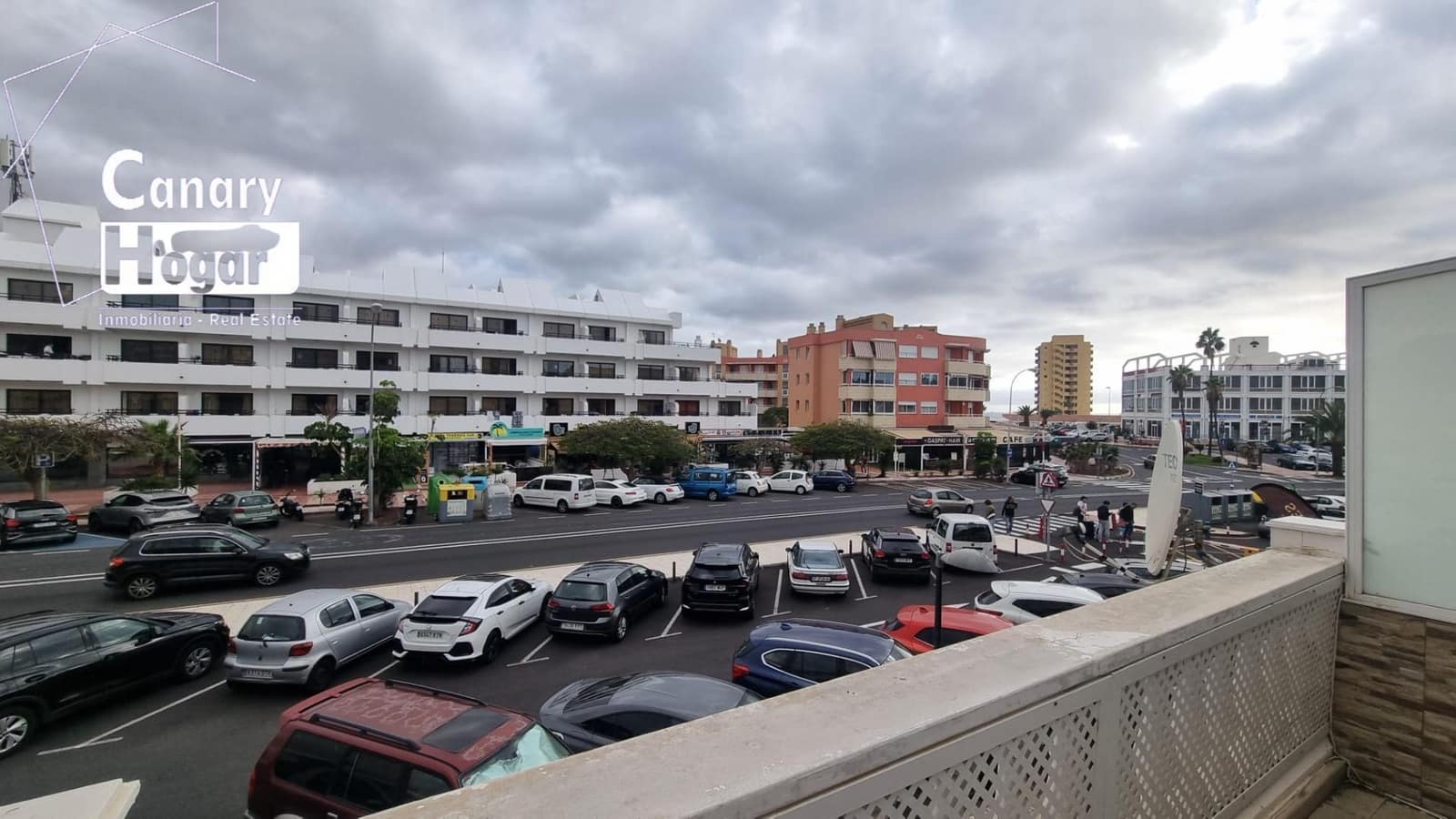 3 sypialnia Willa na sprzedaż w Playa de las Americas z basenem - 700 000 € (Ref: 9561923)