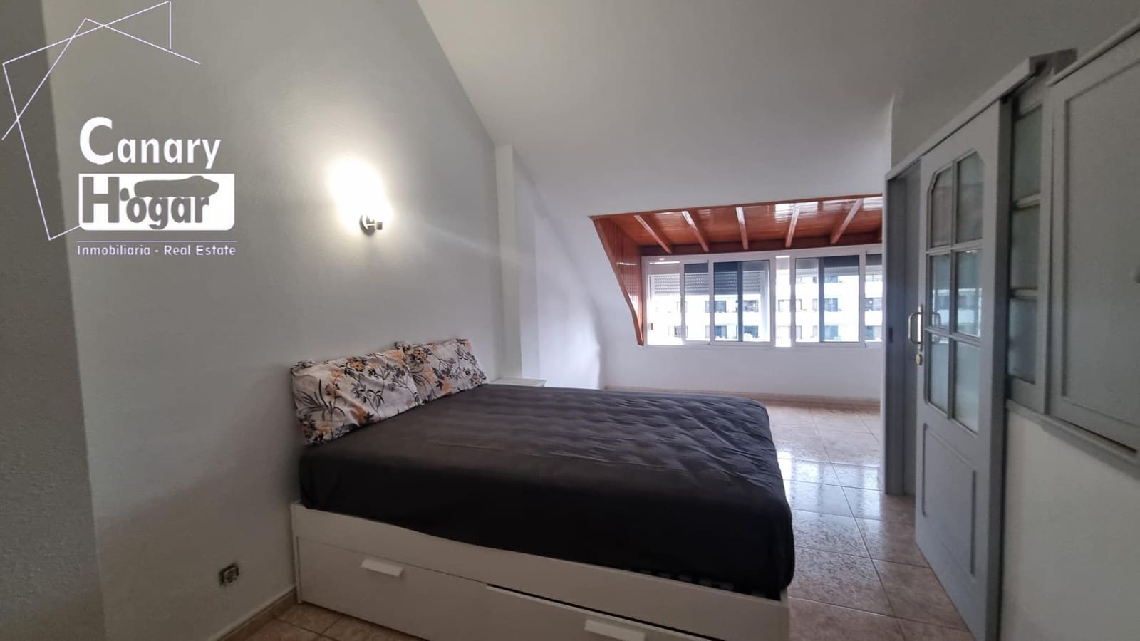 3 sypialnia Willa na sprzedaż w Playa de las Americas z basenem - 700 000 € (Ref: 9561923)