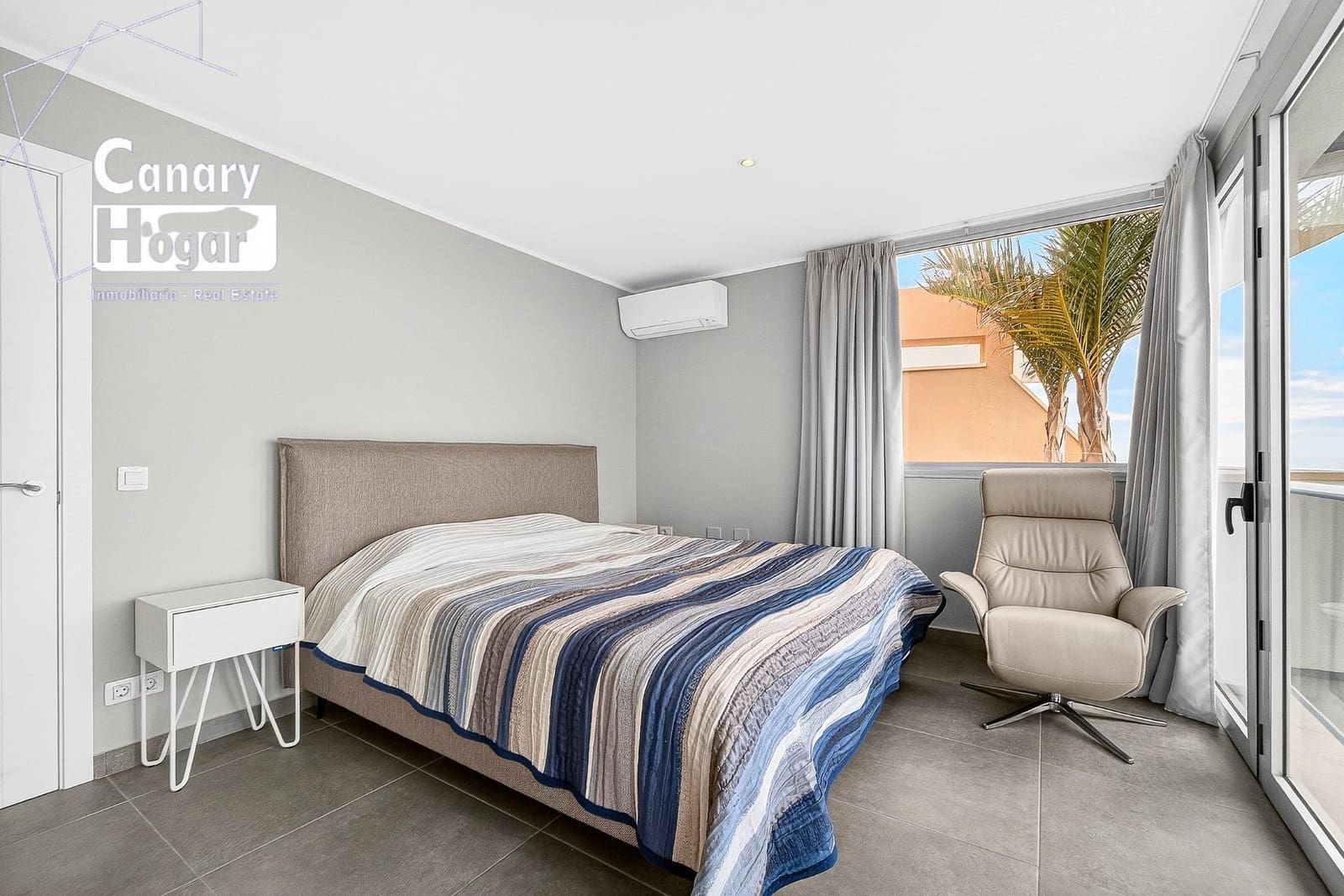 2 chambre Penthouse à vendre à Golf del Sur avec piscine - 475 000 € (Ref: 9568788)