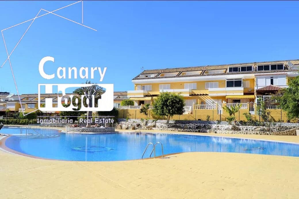 3 bedroom Villa for rent in Playa de las Americas with pool - € 3,000 (Ref: 9605084)