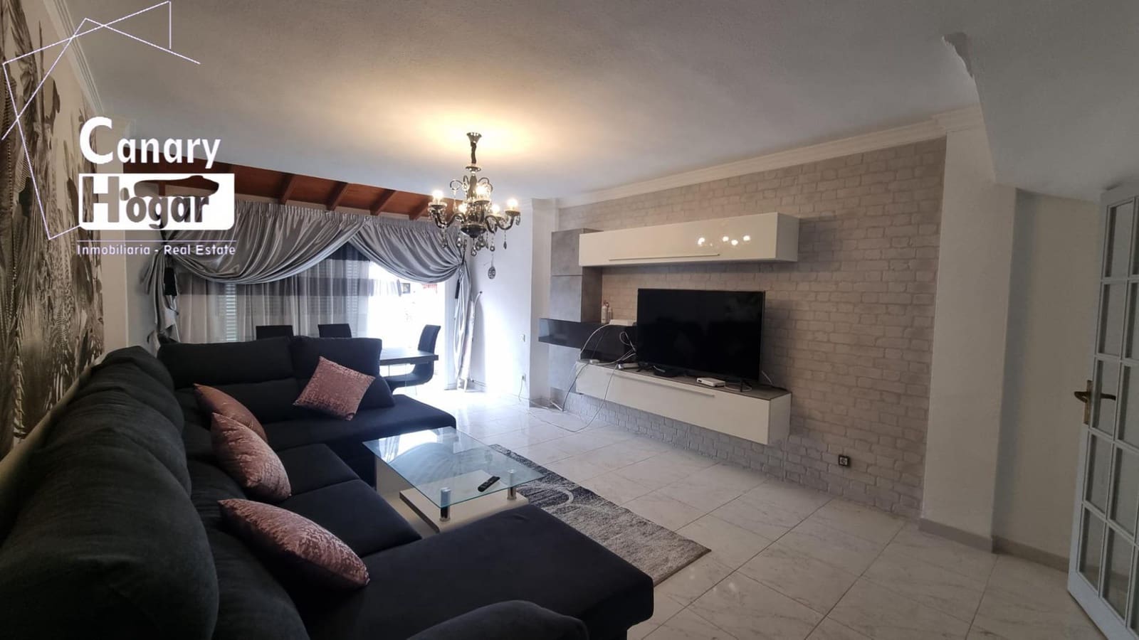 3 bedroom Villa for rent in Playa de las Americas with pool - € 3,000 (Ref: 9605084)