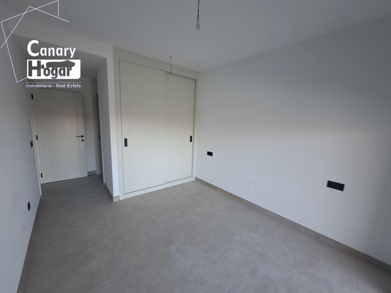 2 soverom Leilighet til salgs i El Madronal med svømmebasseng - € 650 000 (Ref: 9615637)