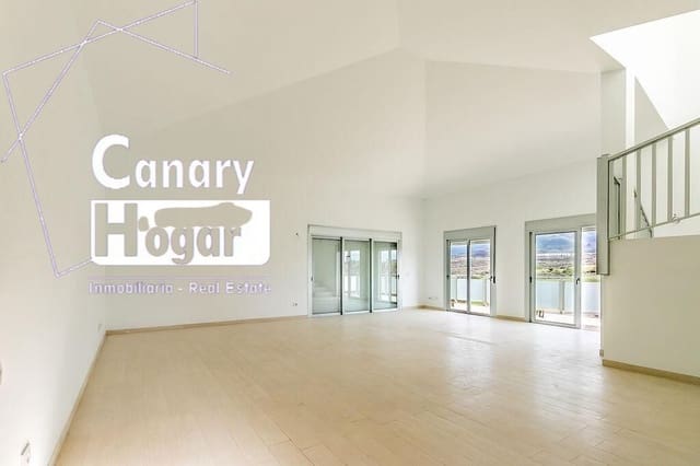 Ático de 2 habitaciones en Golf del Sur, San Miguel de Abona en venta con piscina garaje - 349.800 € (Ref: 9677569)