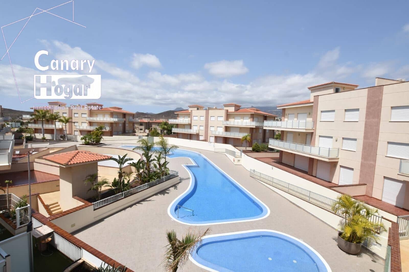 Ático de 2 habitaciones en Golf del Sur en venta con piscina garaje - 349.800 € (Ref: 9677569)