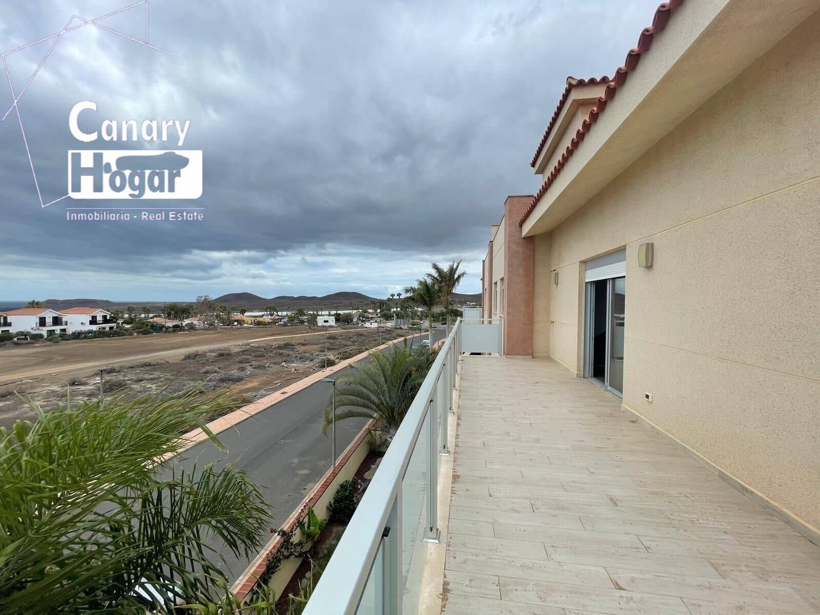 Ático de 2 habitaciones en Golf del Sur en venta con piscina garaje - 349.800 € (Ref: 9677569)