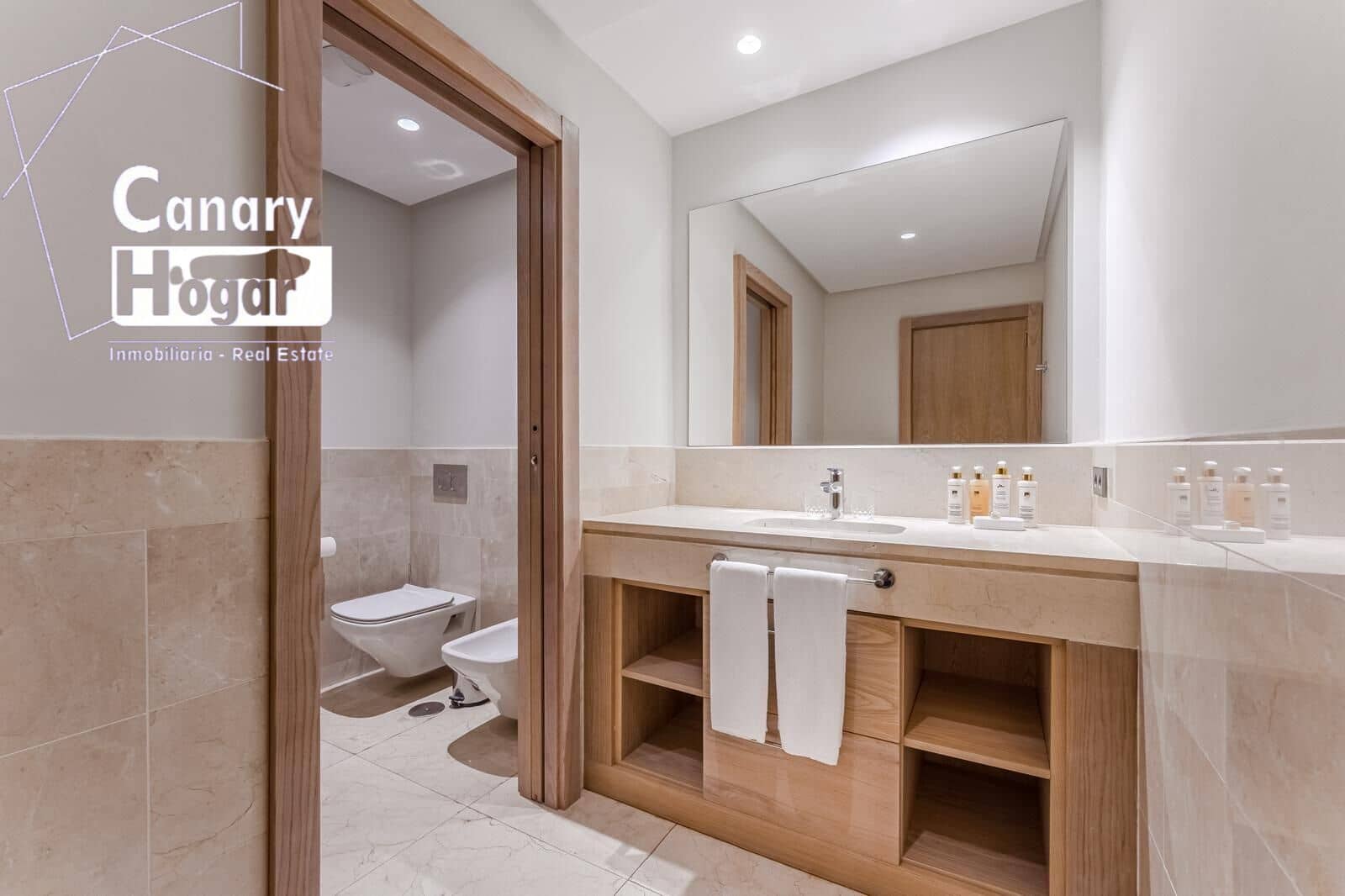 2 Zimmer Apartment zu verkaufen in Guia de Isora mit Pool - 798.000 € (Ref: 9677570)