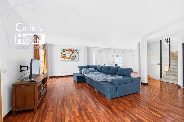 5 soverom Villa til salgs i Los Cristianos, Arona med svømmebasseng - € 1 790 000 (Ref: 9704945)