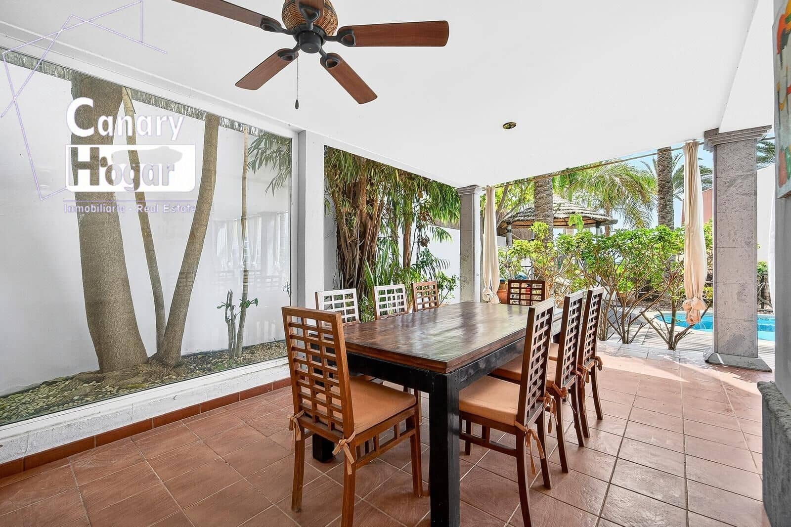 5 bedroom Villa for sale in Los Cristianos with pool - € 1,790,000 (Ref: 9704945)