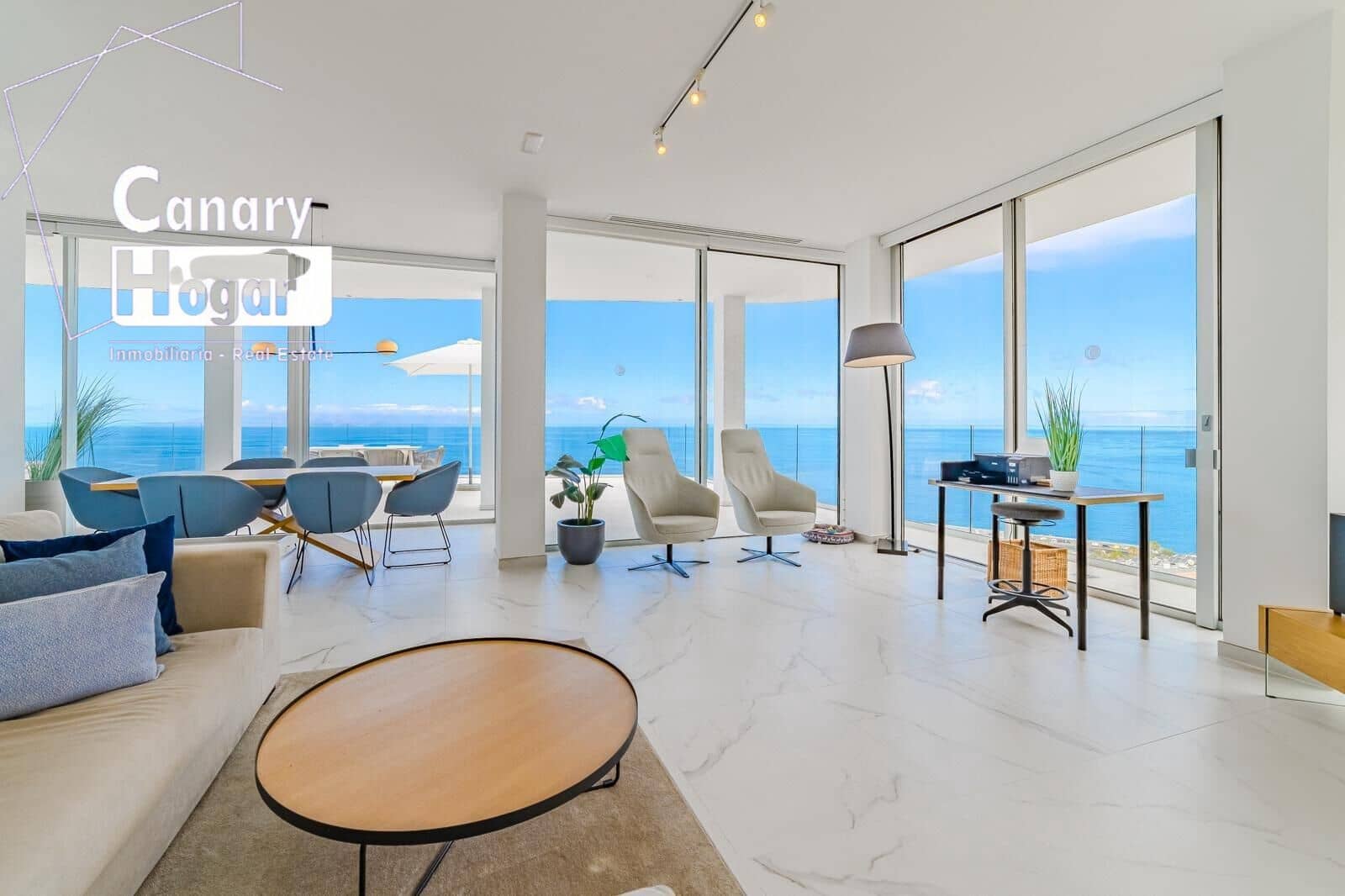 3 bedroom Penthouse for sale in Los Gigantes with pool - € 2,490,000 (Ref: 9712074)