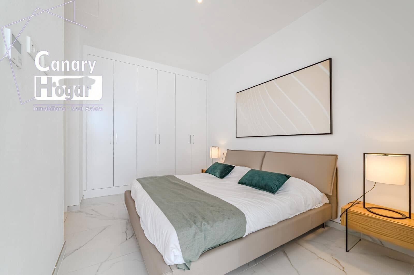 3 bedroom Penthouse for sale in Los Gigantes with pool - € 2,490,000 (Ref: 9712074)