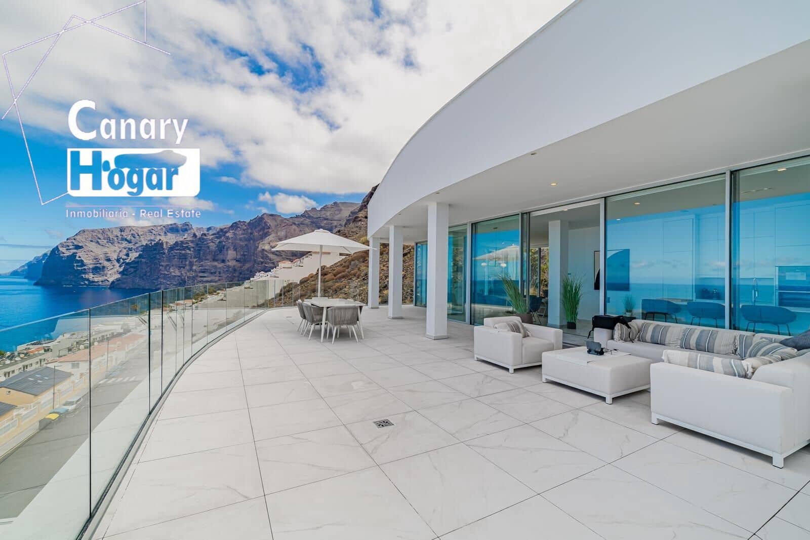 3 bedroom Penthouse for sale in Los Gigantes with pool - € 2,490,000 (Ref: 9712074)