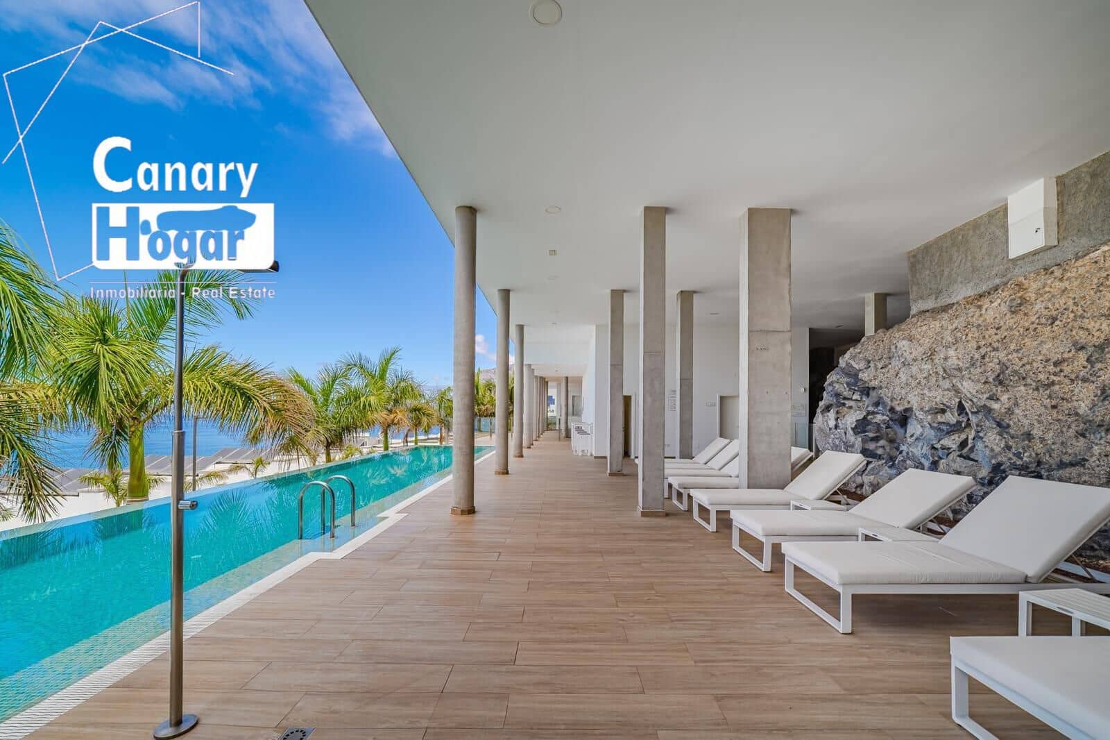 3 bedroom Penthouse for sale in Los Gigantes with pool - € 2,490,000 (Ref: 9712074)