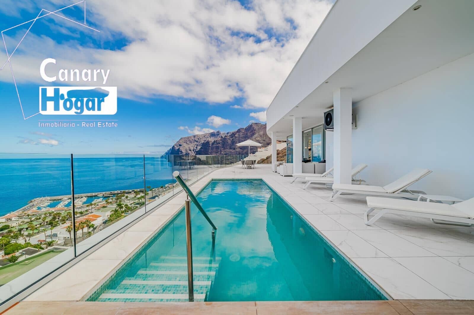 3 bedroom Penthouse for sale in Los Gigantes with pool - € 2,490,000 (Ref: 9712074)