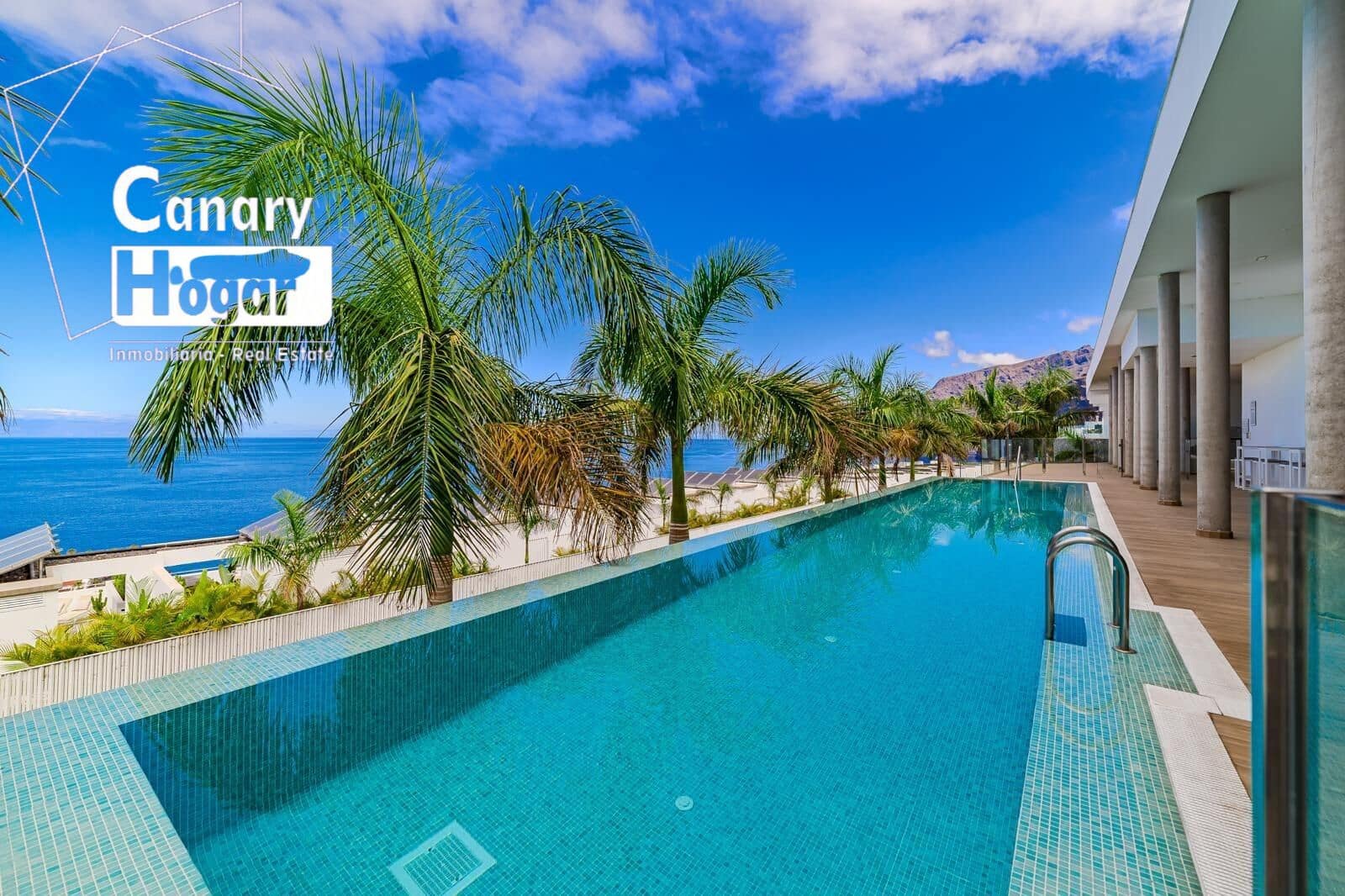 3 bedroom Penthouse for sale in Los Gigantes with pool - € 2,490,000 (Ref: 9712074)