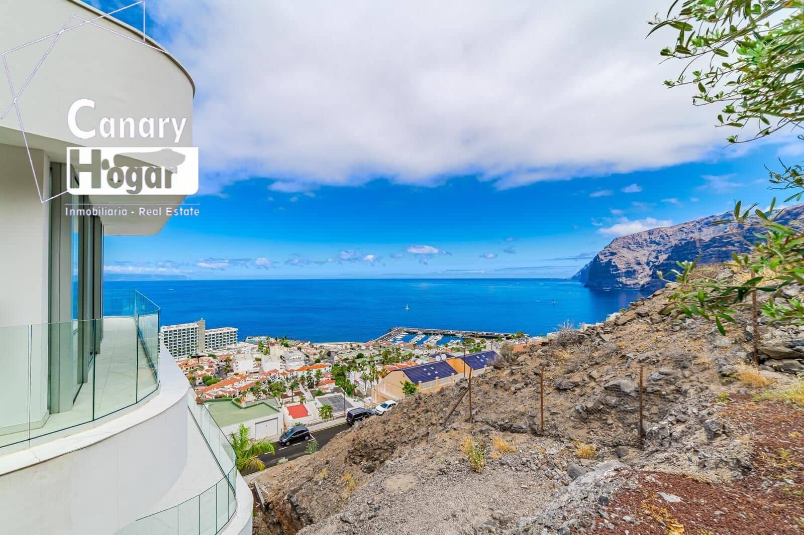 3 bedroom Penthouse for sale in Los Gigantes with pool - € 2,490,000 (Ref: 9712074)