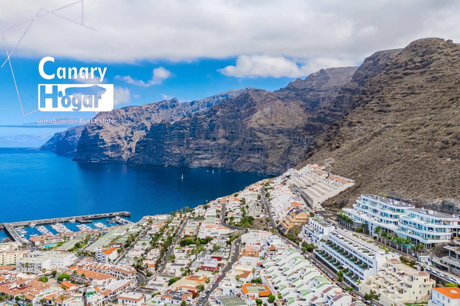 3 bedroom Penthouse for sale in Los Gigantes with pool - € 2,490,000 (Ref: 9712074)