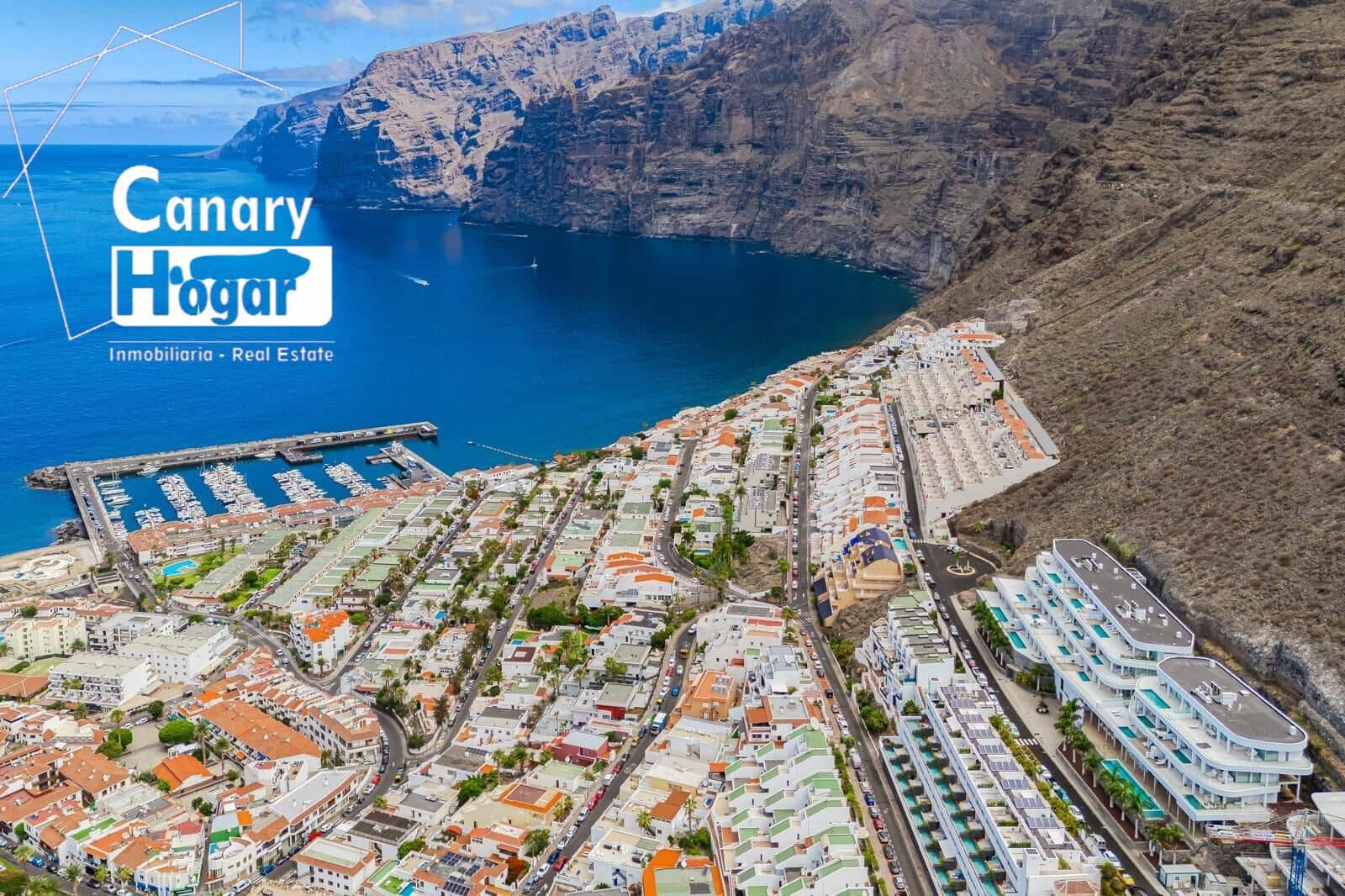 3 bedroom Penthouse for sale in Los Gigantes with pool - € 2,490,000 (Ref: 9712074)