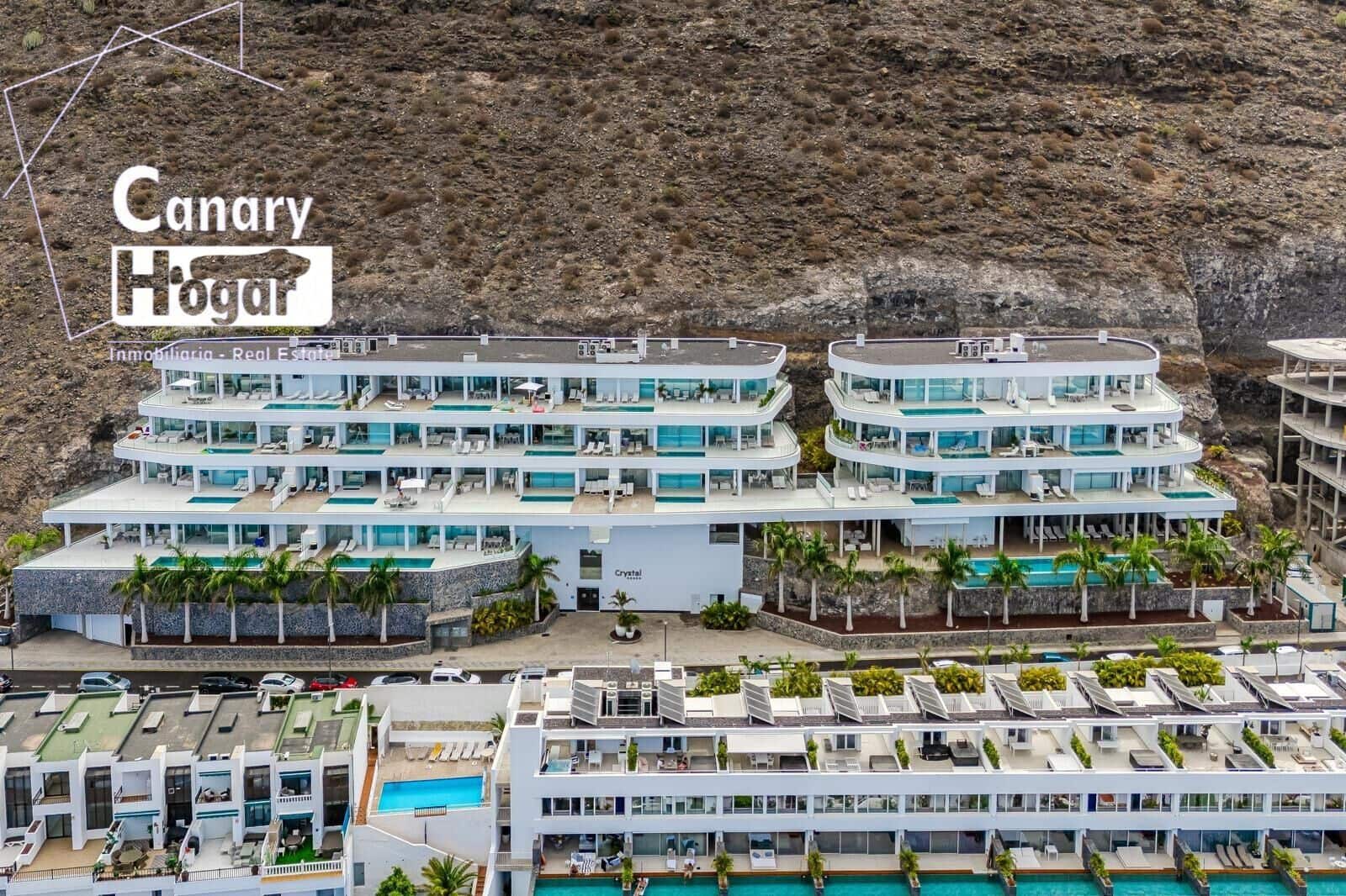 3 bedroom Penthouse for sale in Los Gigantes with pool - € 2,490,000 (Ref: 9712074)