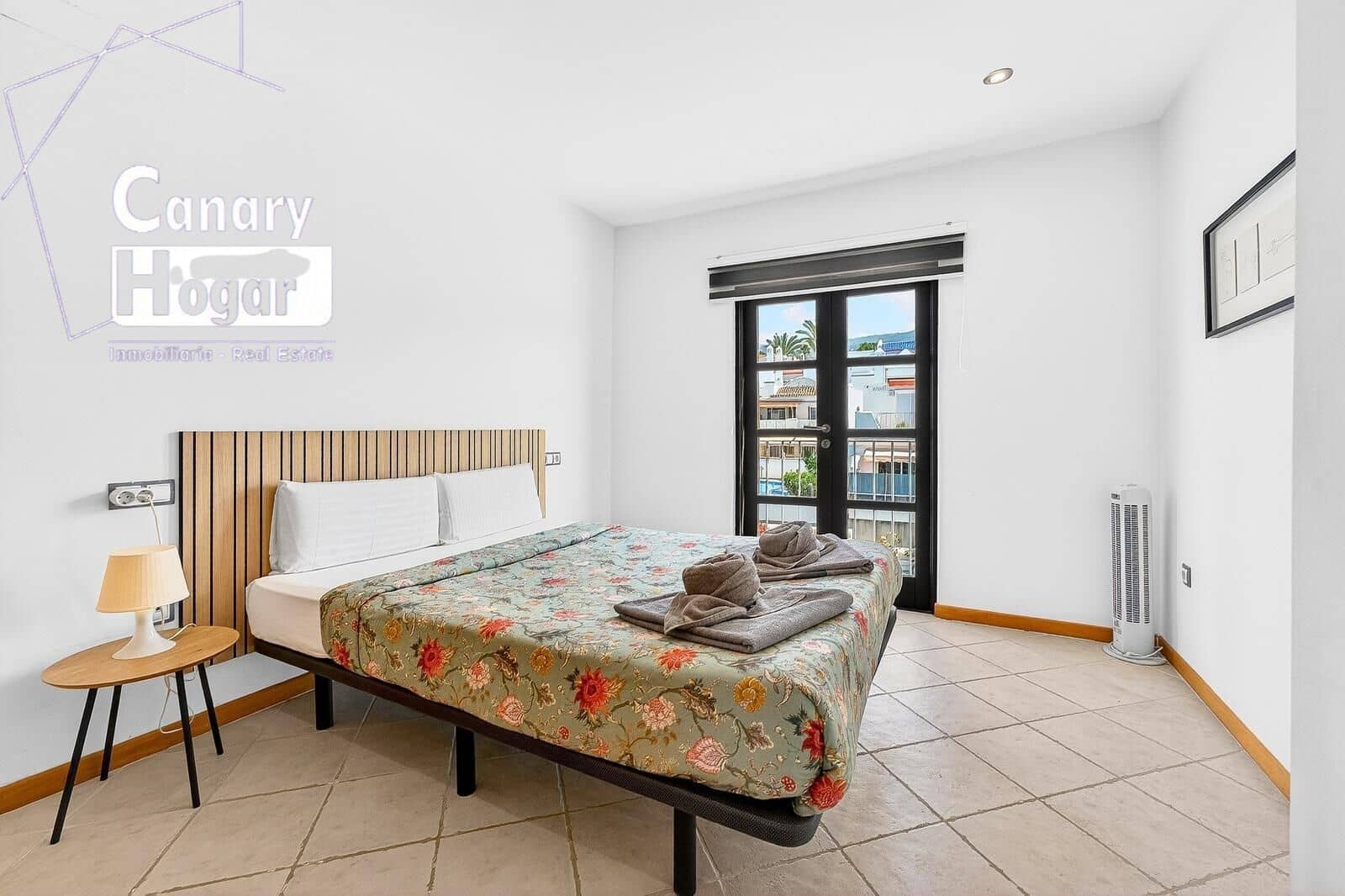 2 bedroom Apartment for sale in Playa Paraiso with pool - € 475,000 (Ref: 9735670)