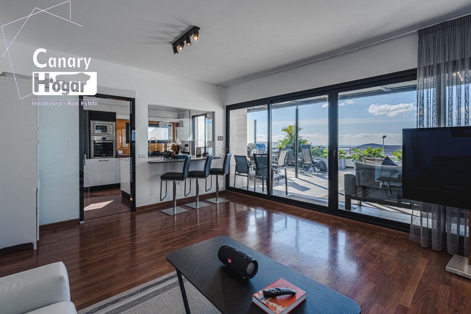 4 soveværelse Villa til salg i Costa Adeje med swimmingpool garage - € 1.795.000 (Ref: 9770725)