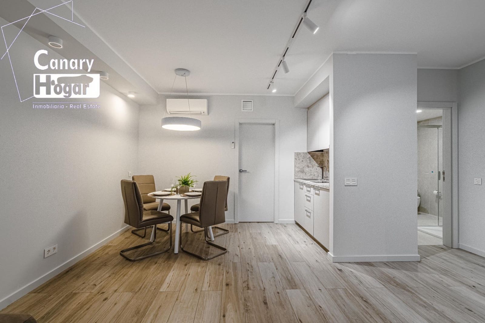 4 soveværelse Villa til salg i Costa Adeje med swimmingpool garage - € 1.795.000 (Ref: 9770725)