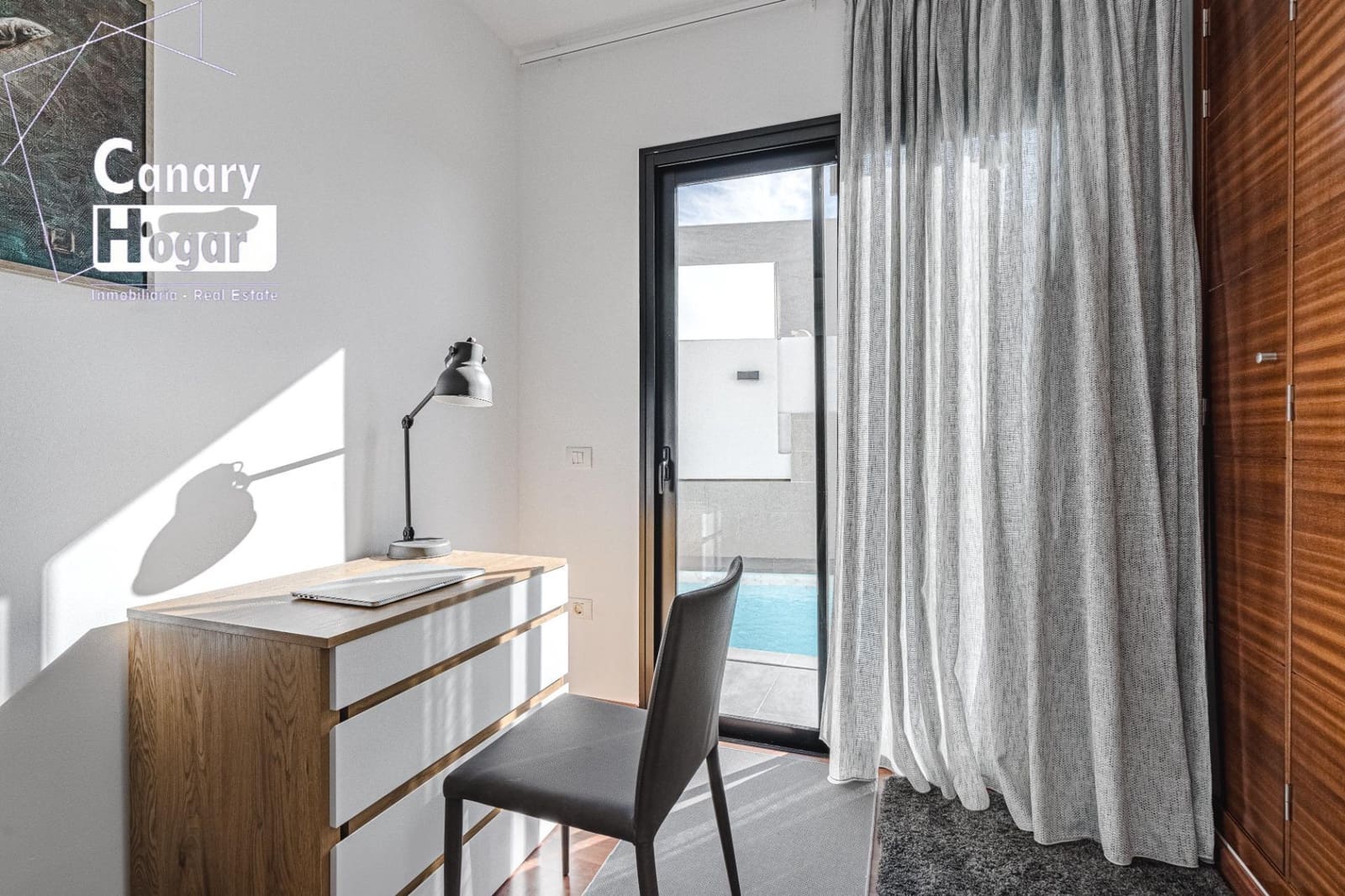 4 soveværelse Villa til salg i Costa Adeje med swimmingpool garage - € 1.795.000 (Ref: 9770725)