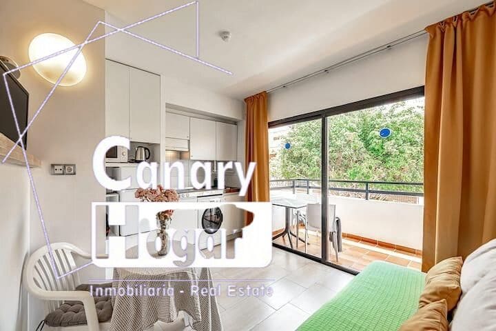 1 bedroom Apartment for sale in Los Cristianos with pool - € 235,000 (Ref: 9773172)