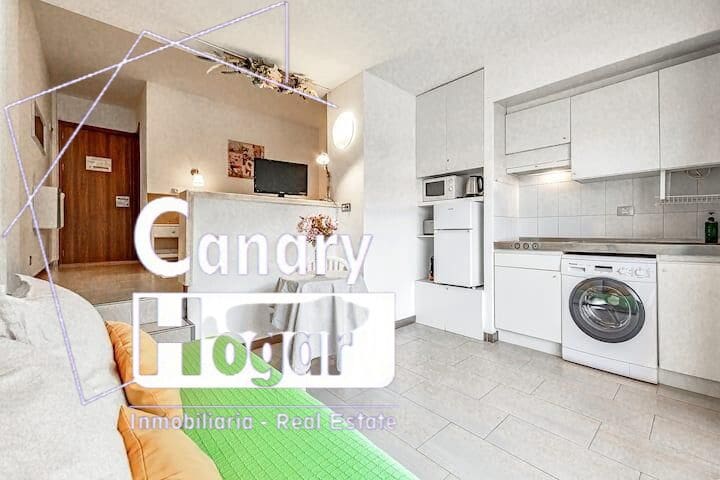 1 bedroom Apartment for sale in Los Cristianos with pool - € 235,000 (Ref: 9773172)