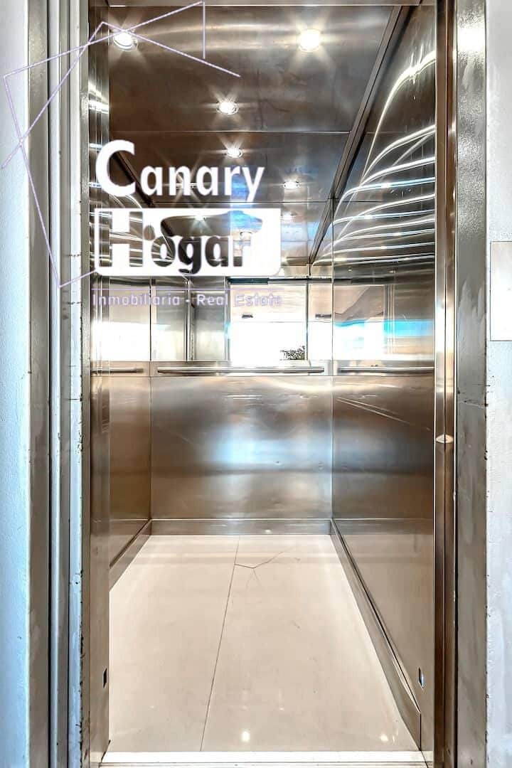 1 bedroom Apartment for sale in Los Cristianos with pool - € 235,000 (Ref: 9773172)