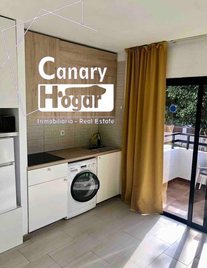 1 bedroom Apartment for sale in Los Cristianos with pool - € 235,000 (Ref: 9773172)