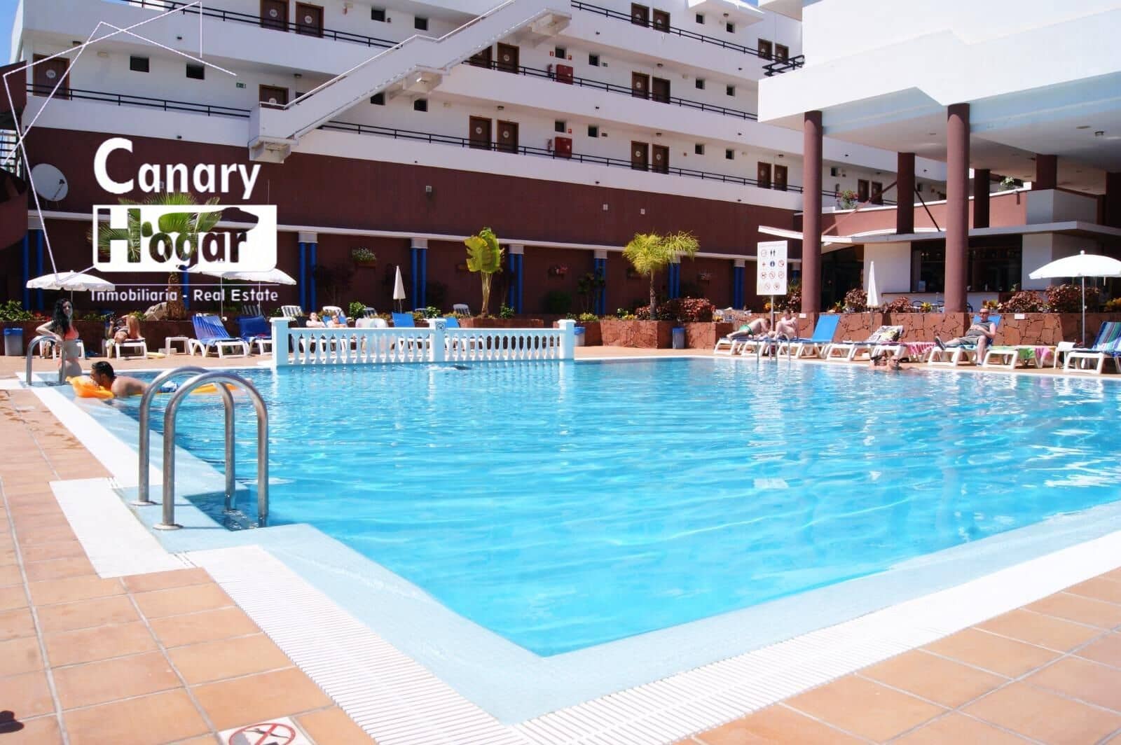 1 bedroom Apartment for sale in Los Cristianos with pool - € 235,000 (Ref: 9773172)