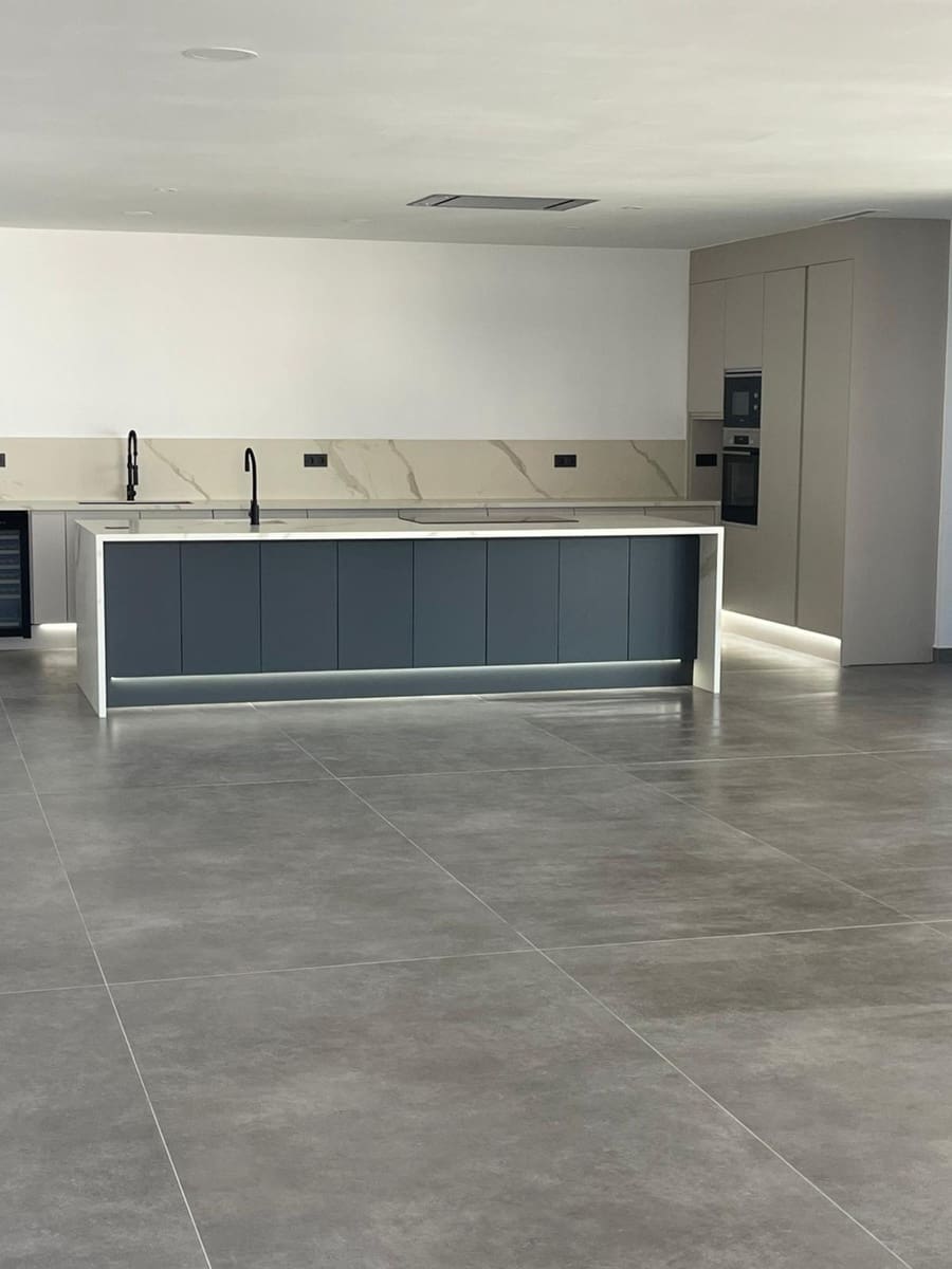 4 makuuhuone Huvila myytävänä paikassa Roque del Conde mukana uima-altaan 
autotalli - 1 950 000 € (Ref: 9780681)